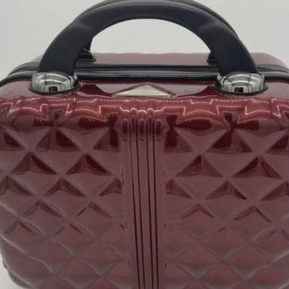 Triforce Hardside Beauty Case